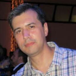 Alejandro Moreno Photo 27