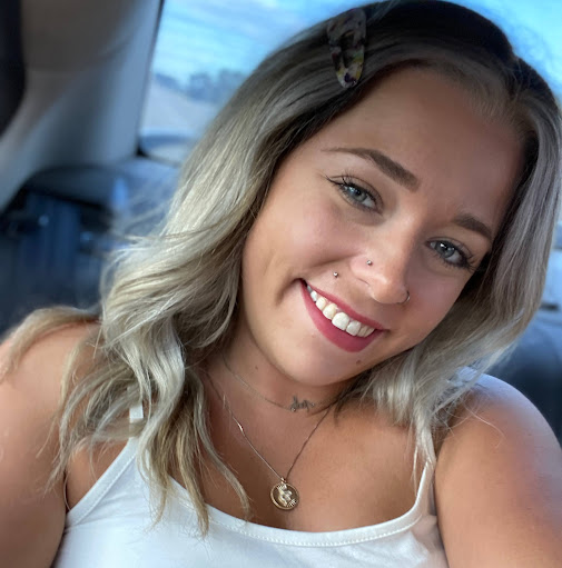 Emily Kidd Photo 30