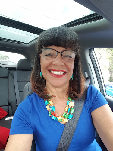Maxine Taylor Photo 24