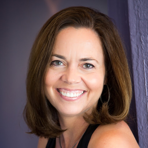 Angie Wagner Photo 32