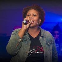 Monica Roberts Photo 39
