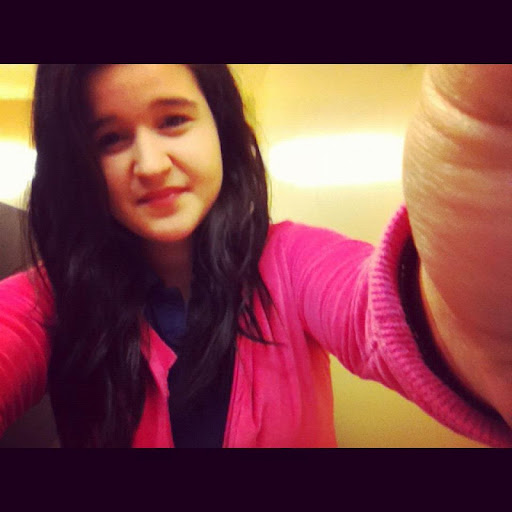 Isabelle Cruz Photo 8