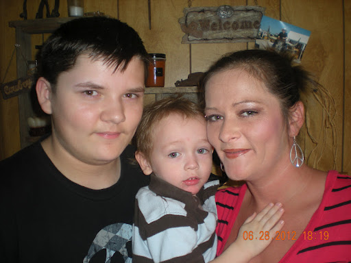 Amanda Geyer Photo 25
