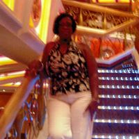Viola Robinson Photo 11