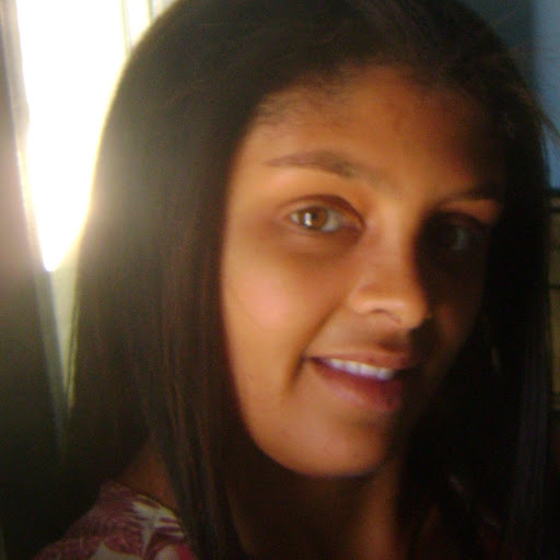 Isabel Silva Photo 35