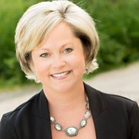 Jennifer Audette Photo 18