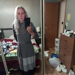 Pamela Robinson Photo 16