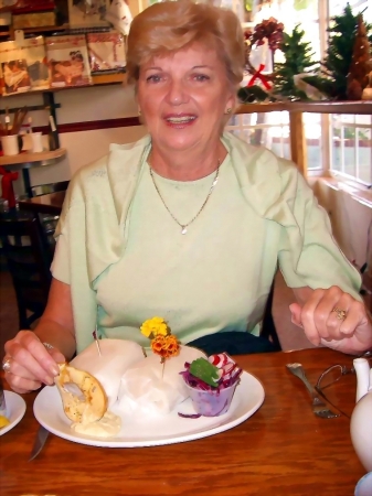 Patricia Kelly Photo 21