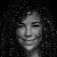 Sara Lutz Photo 30