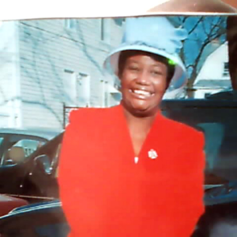 Maxine Johnson Photo 5