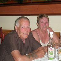 Carole Crowe Photo 14
