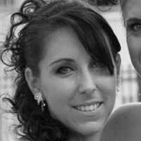 Stephanie Julian Photo 18