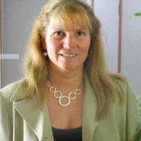 Theresa Kuhn Photo 23