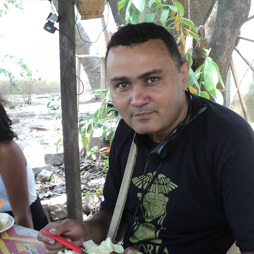 Humberto Silva Photo 35