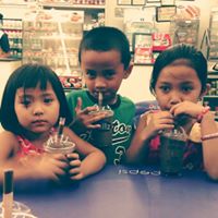 Jean Castro Photo 32
