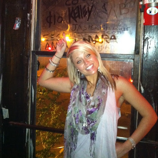 Kelley Butler Photo 31
