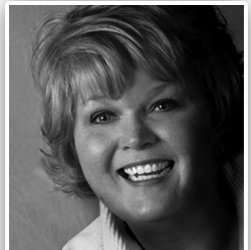 Lynn Morgan Photo 46