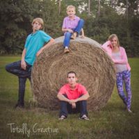 Tonya Rowe Photo 17