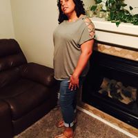 Yvette Gutierrez Photo 9