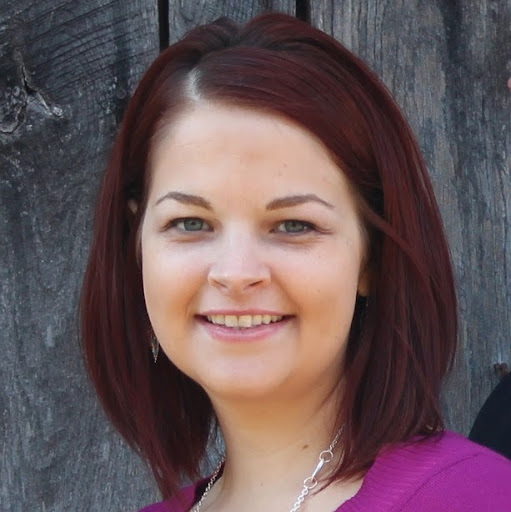 Julie Christensen Photo 3