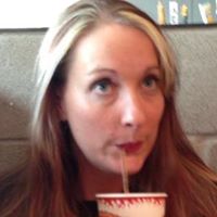 Lisa Hott Photo 16