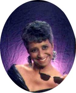 Maria Ramos Photo 23