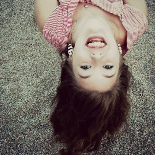 Molly White Photo 8