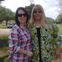 Terri Gibson Photo 43