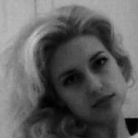 Lauren Conway Photo 37