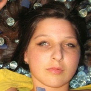 Sara Miller Photo 18