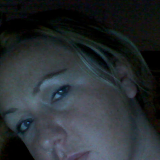 April Berg Photo 4