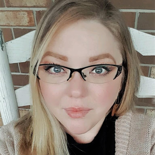 Amber Anderson Photo 30