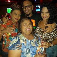 Linda Singh Photo 29