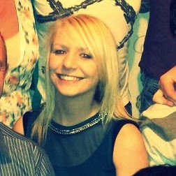 Claire Davies Photo 20