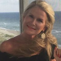 Debby Mabry Photo 5