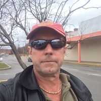 Thomas Levine Photo 24