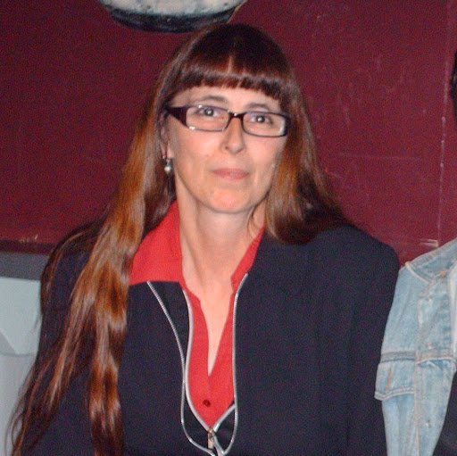 Laurie Patton Photo 38