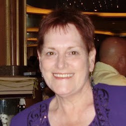 Julie Bingham Photo 7