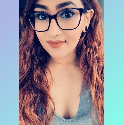 Kristina Vazquez Photo 30