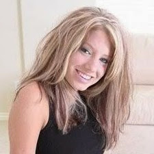 Michelle Nash Photo 26