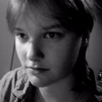 Kimberley Tucker Photo 35