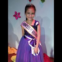 Joyce Castro Photo 26