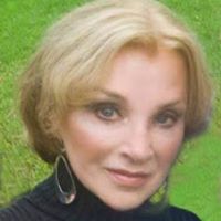 Carole Mackey Photo 16