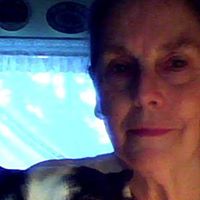 Patricia Reilly Photo 32