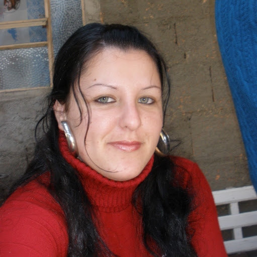 Michele Bauer Photo 11