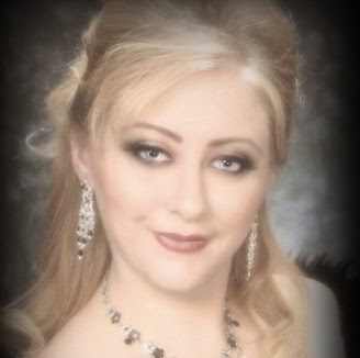 Crystal Howell Photo 22