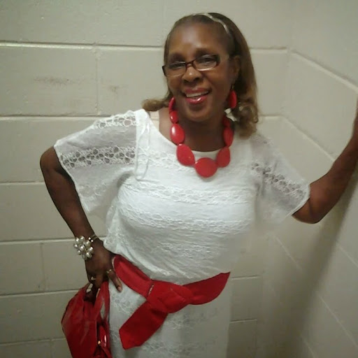 Dorothy Brown Photo 37