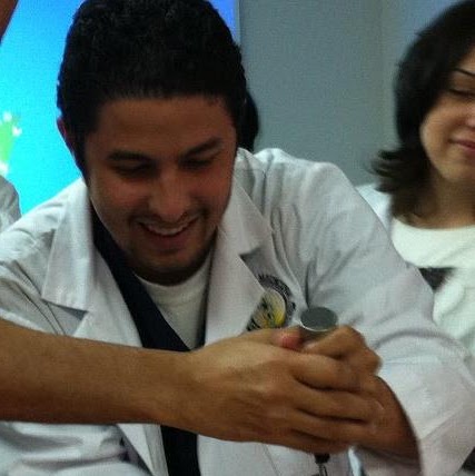 Raymond Rios Photo 14