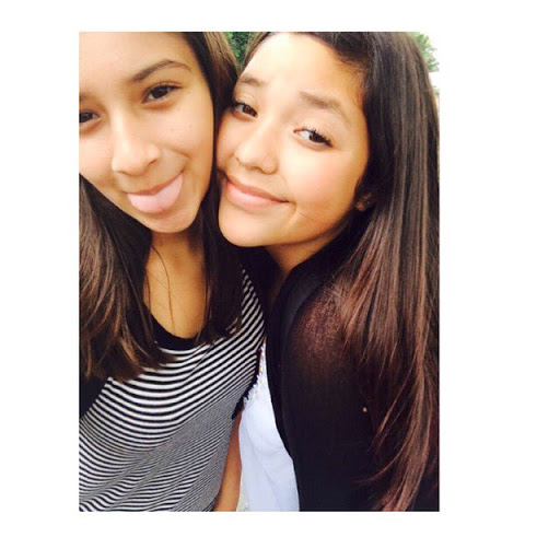 Madeline Sanchez Photo 32