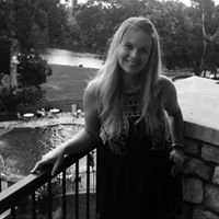 Jennifer Franks Photo 30